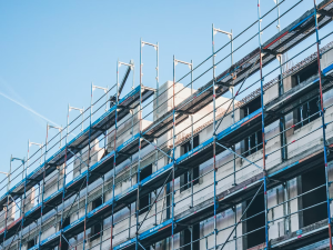 Advantages of Steel Scaffolds: Durability, Strength, and Safety